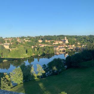 Le Gite No 2 Le Vigeant Buitenkant foto